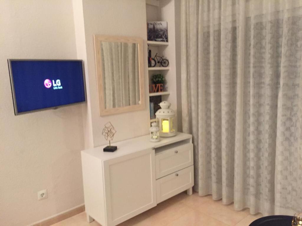 Estudio En 1ª Linea En Santa Clara Торемолинос Екстериор снимка